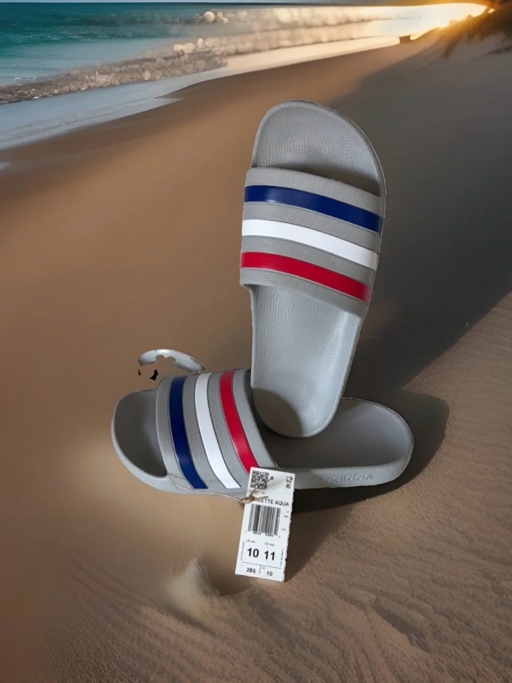 Adidas Men’s Size 10 Adilette Aqua Slide Sandals. Grey/Multicolored Stripes. NWT